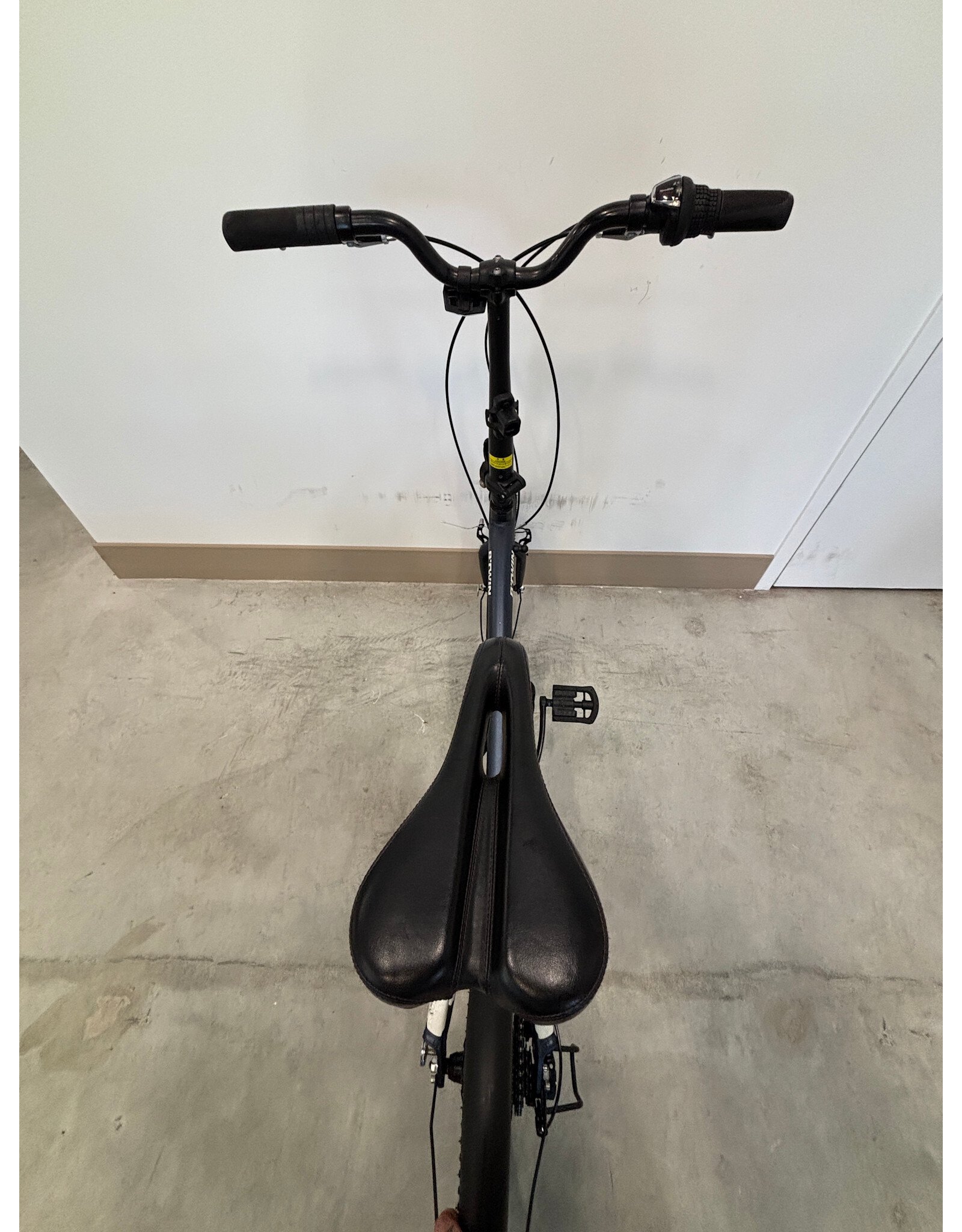 B-Twin B-Twin Tilt 500, 20"