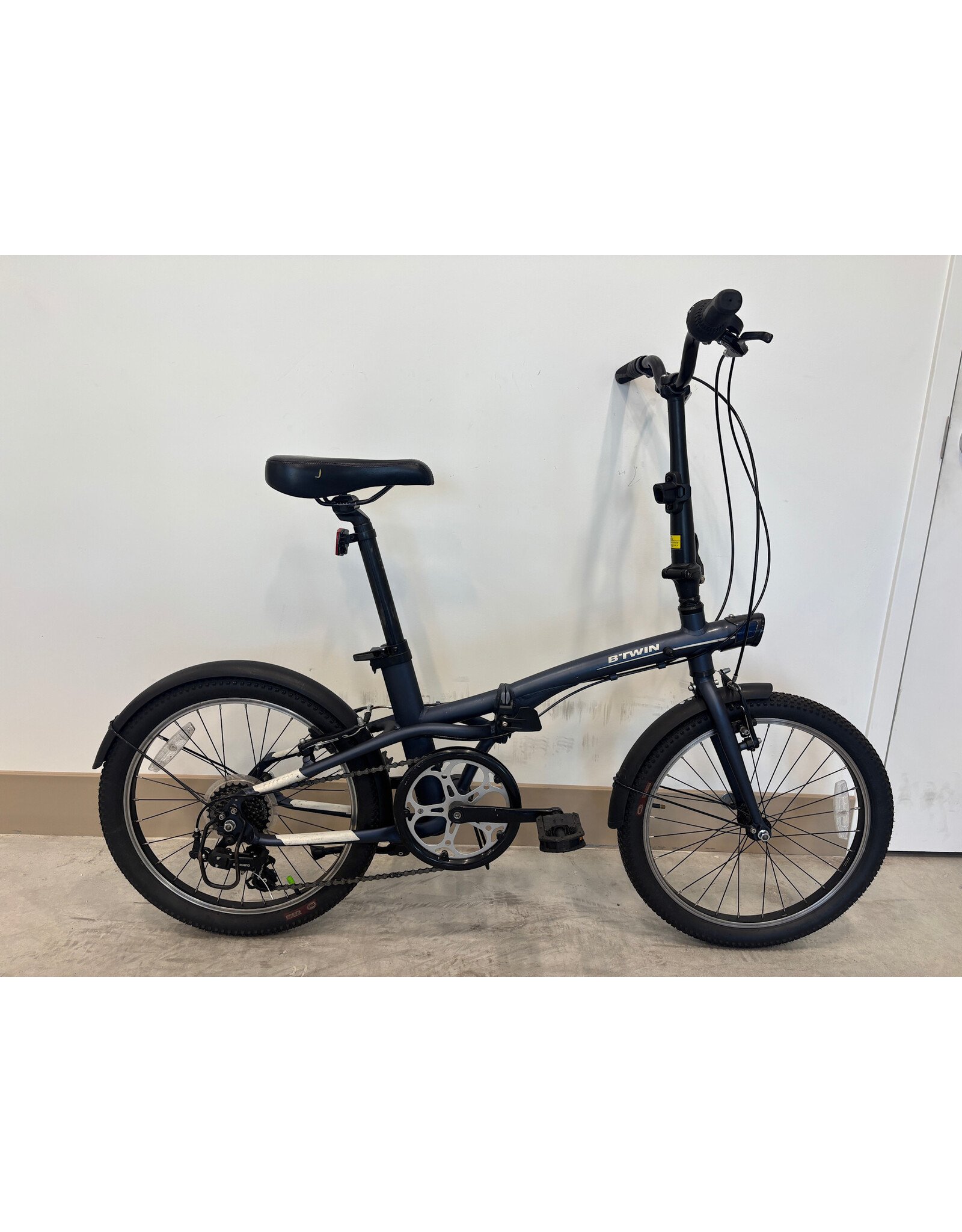 B-Twin B-Twin Tilt 500, 20"