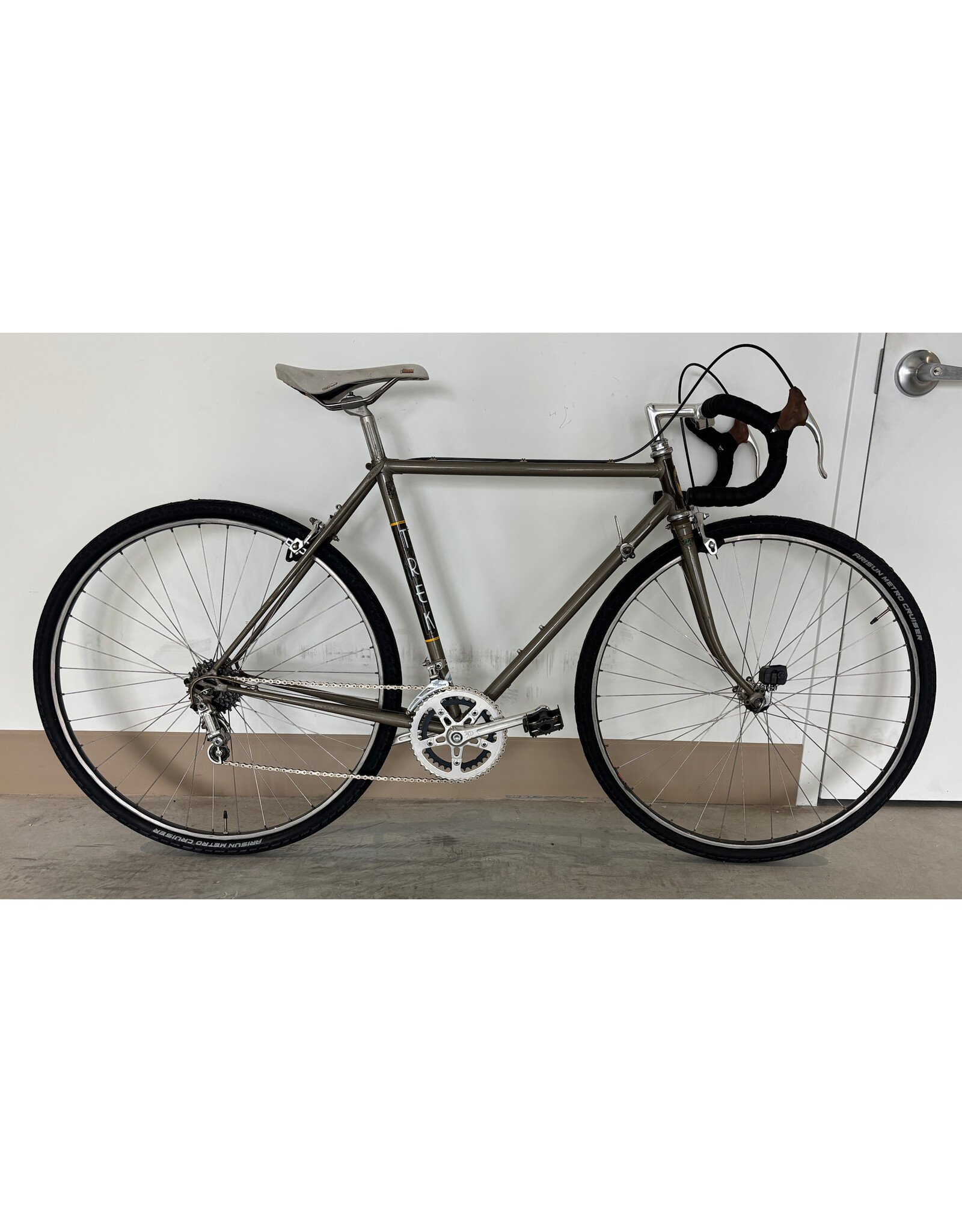 Trek Trek Vintage Road Bike, 21"