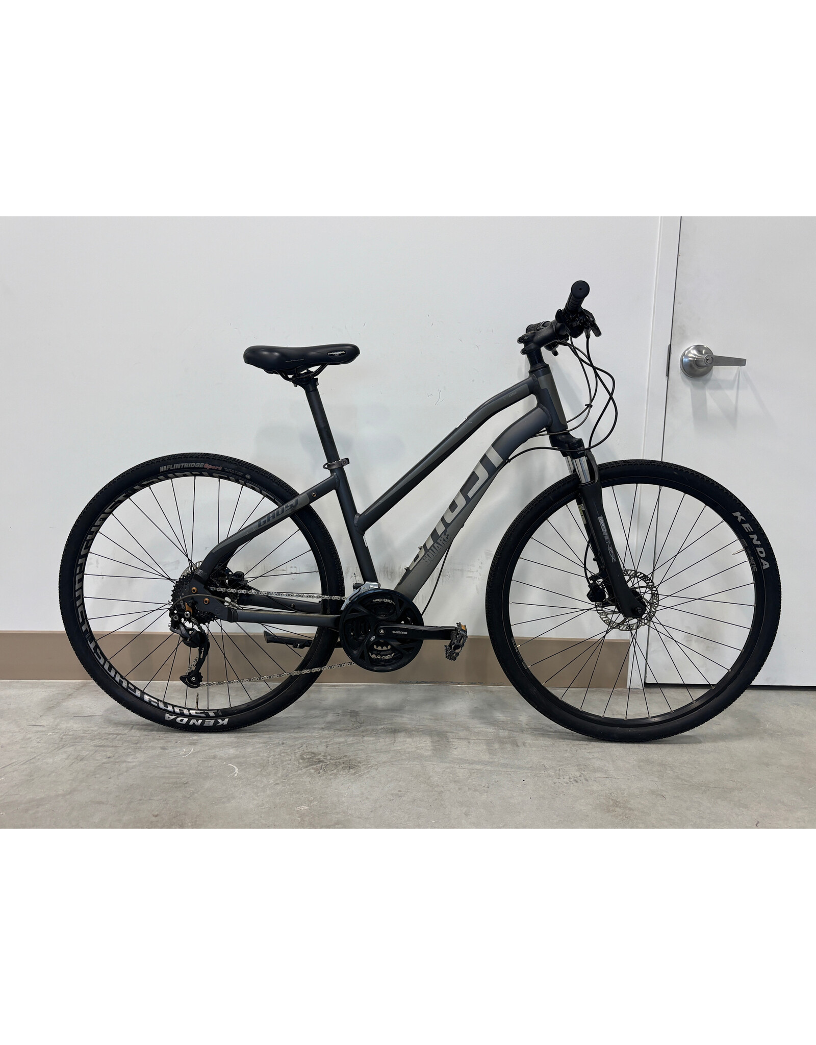 Ghost Ghost Square Cross 1.8, 17"