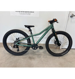 Scott Scott Roxter 24, 11.5"