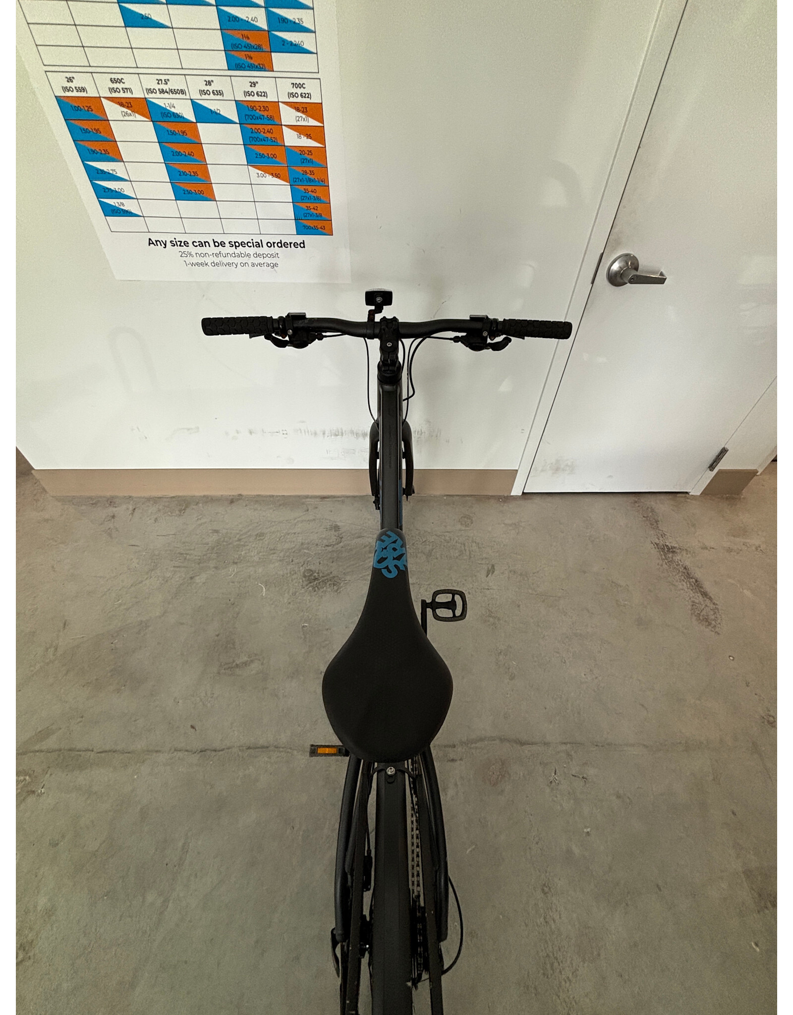 Ghost Ghost Square Trekking, 18"