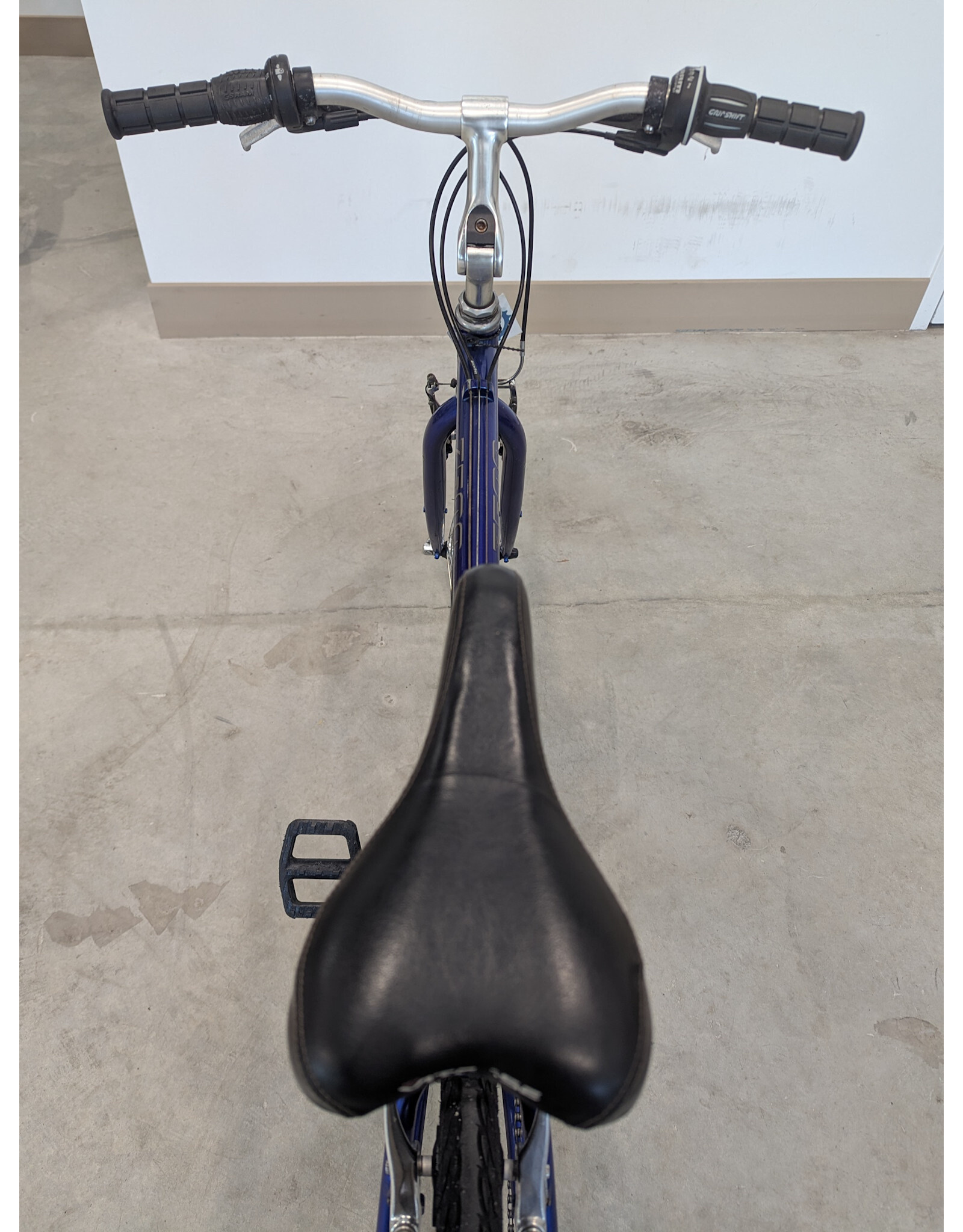 Trek Trek 7500 Multitrack, Blue, 20 Inches