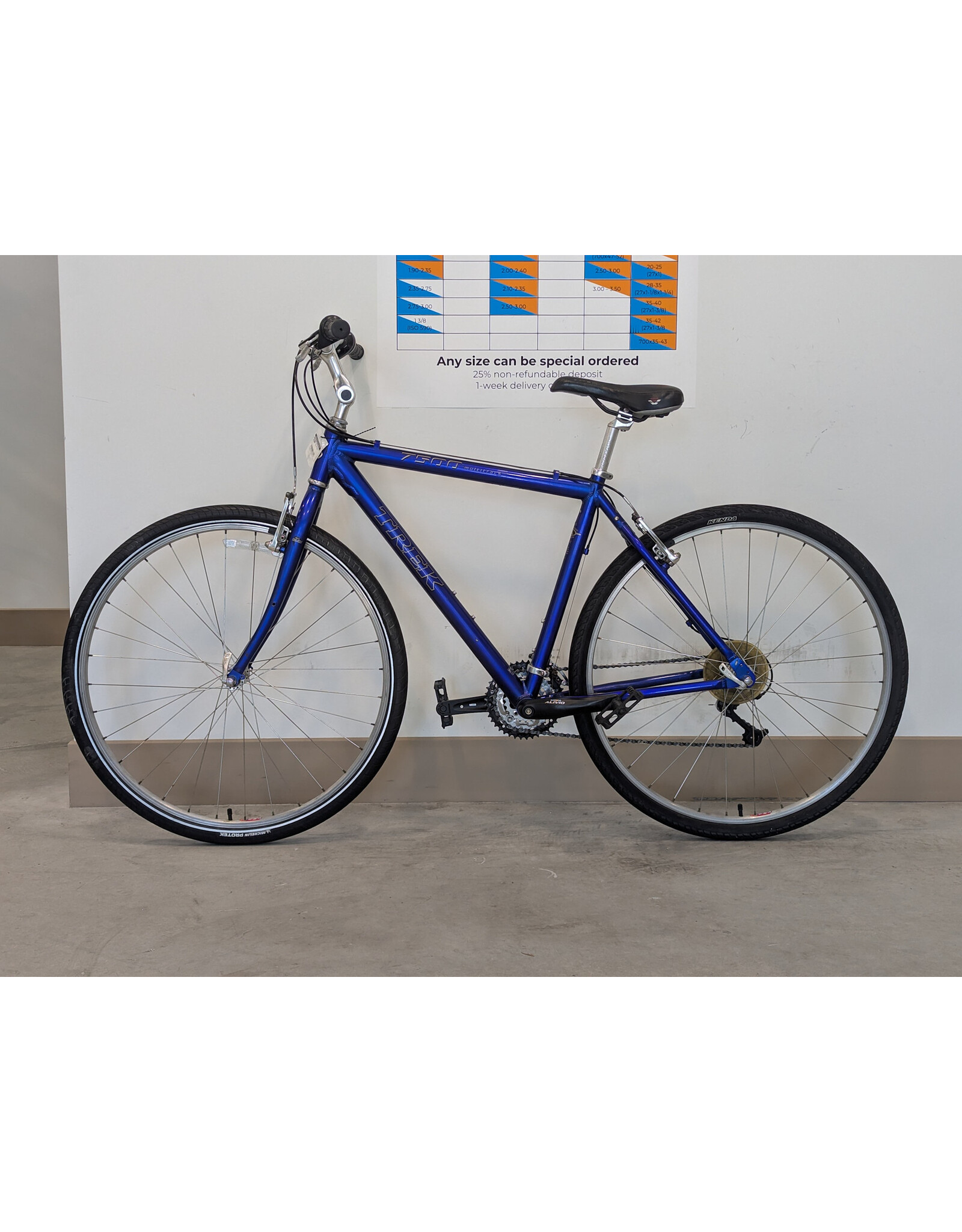 Trek Trek 7500 Multitrack, Blue, 20 Inches