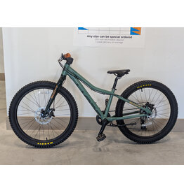 Scott Scott Roxter 24, 11.5"