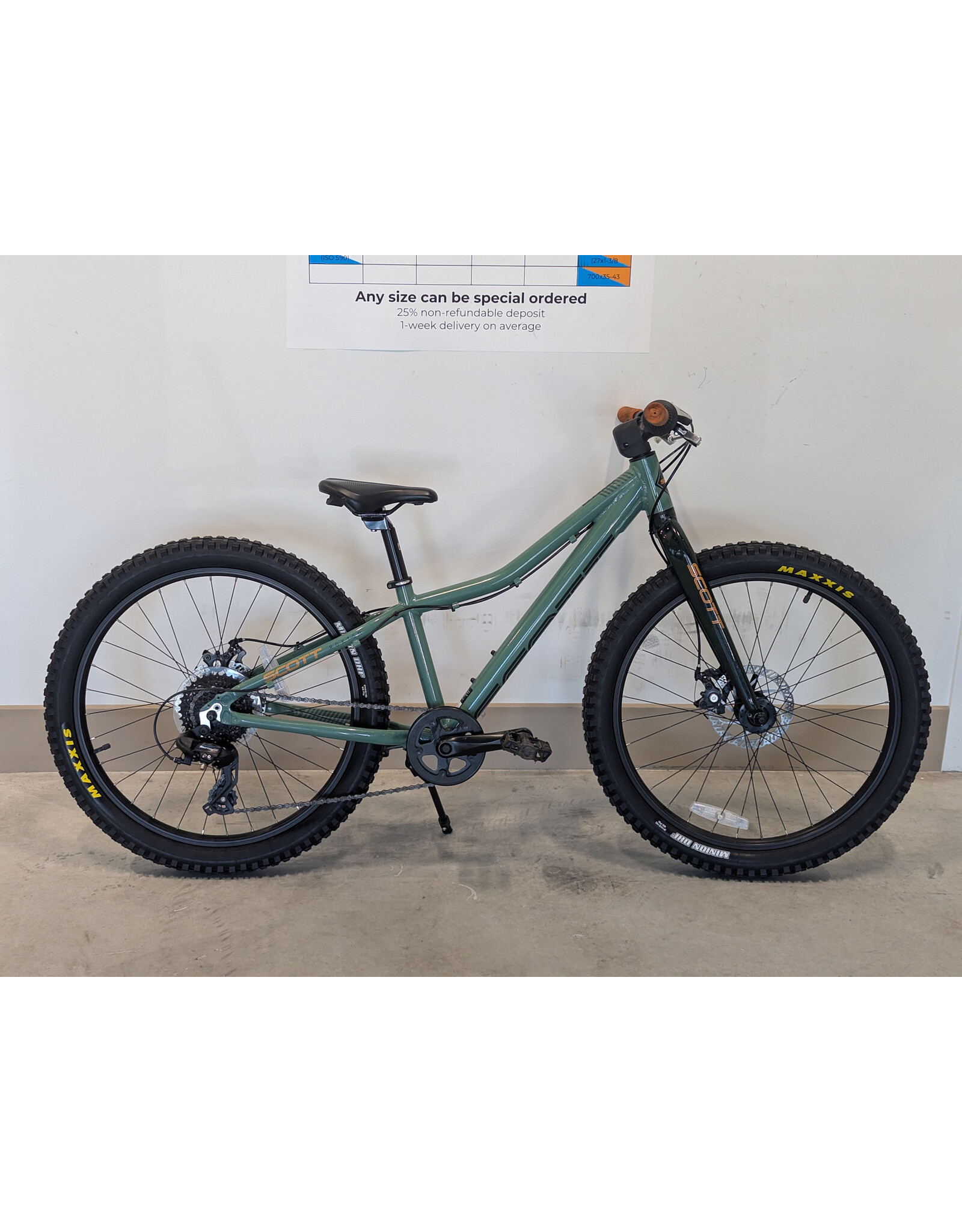 Scott Scott Roxter 24, 11.5"