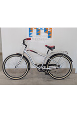 Schwinn Windwood Cruiser, 17 Inches, Silver