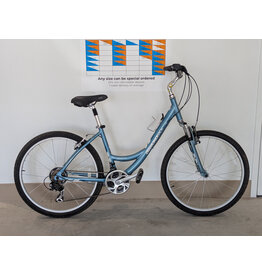 Diamondback Diamondback Serene Classic Hybrid , 17Inches