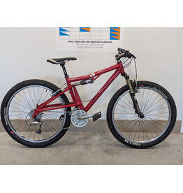 Santa Cruz Superlight 17" Red