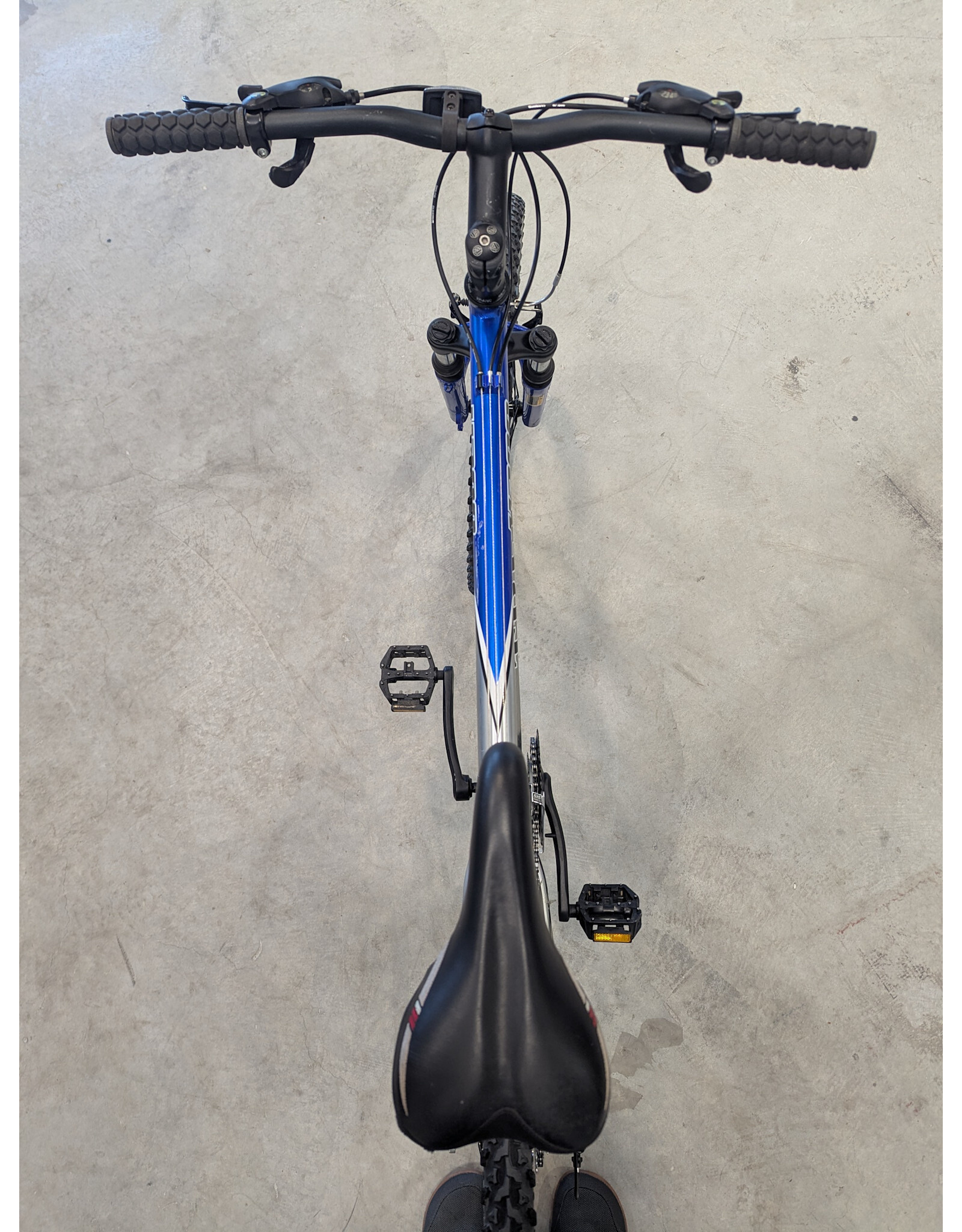 Trek Trek 4300, 21 Inches, Blue & Silver
