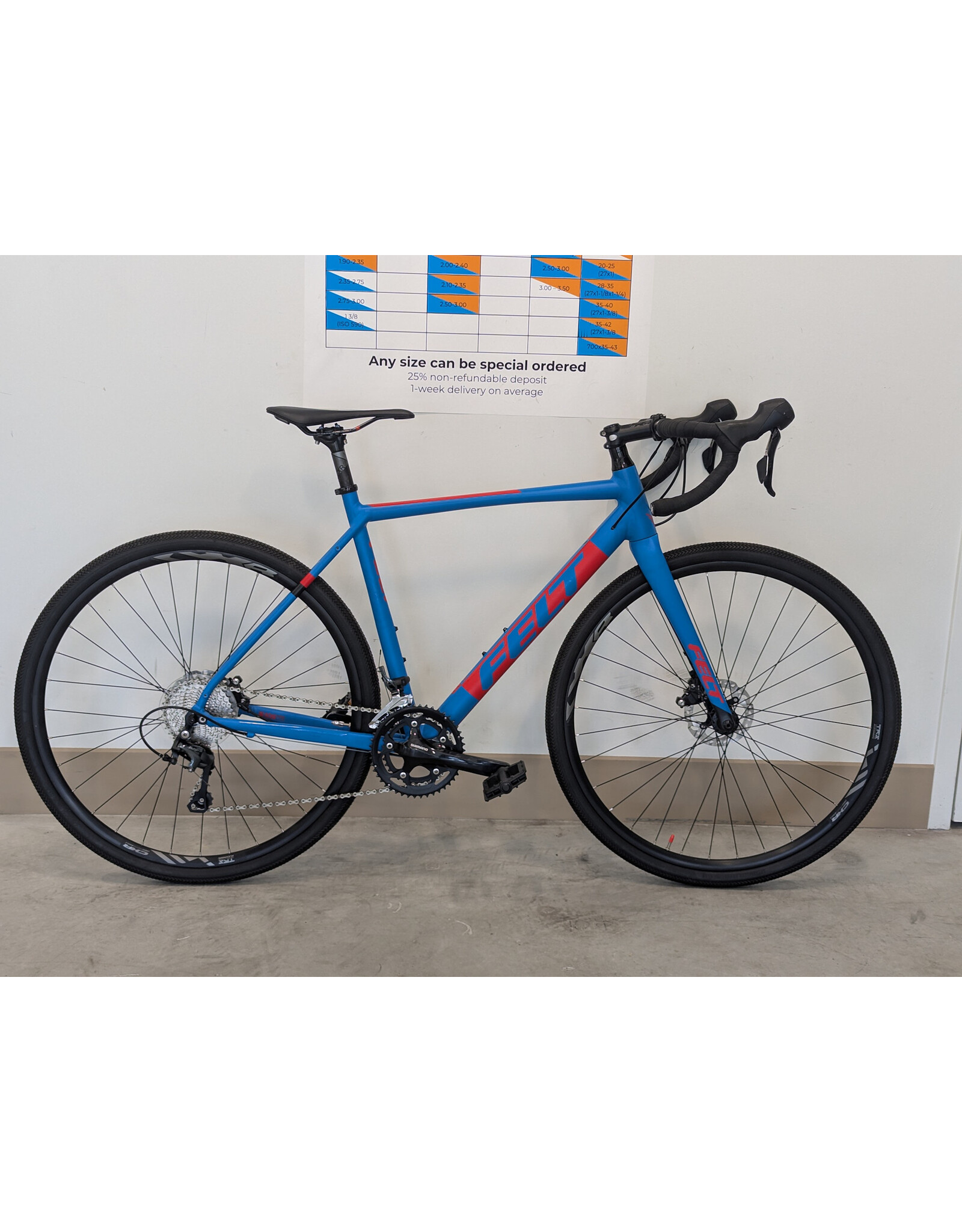 Felt Felt FX40, 53cm, Matte Cyan/Red/Black