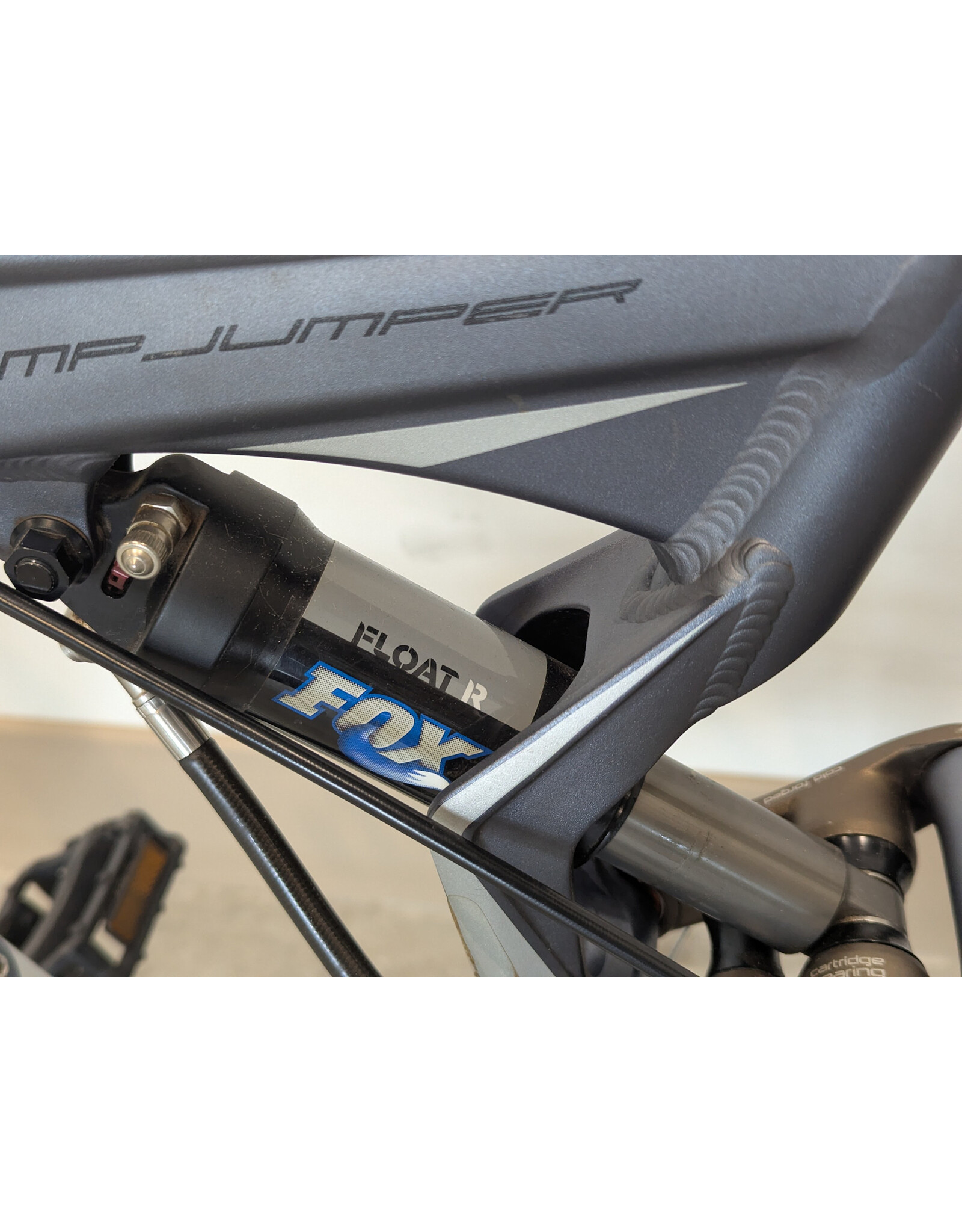 Specialized Specialized Stumpjumper FSR Expert 18" Gray