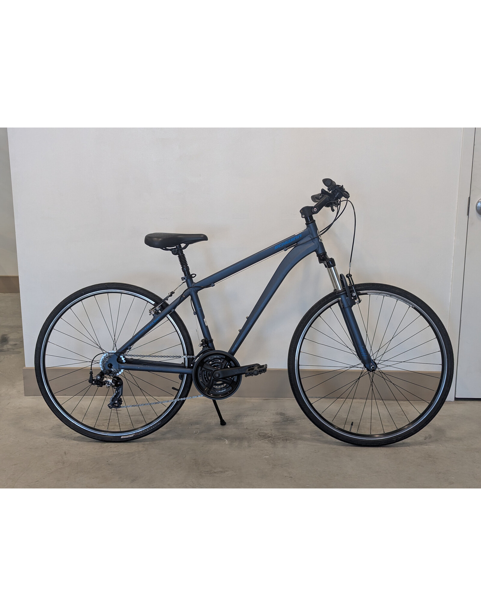 Schwinn Schwinn Trailway, 17.5", Blue