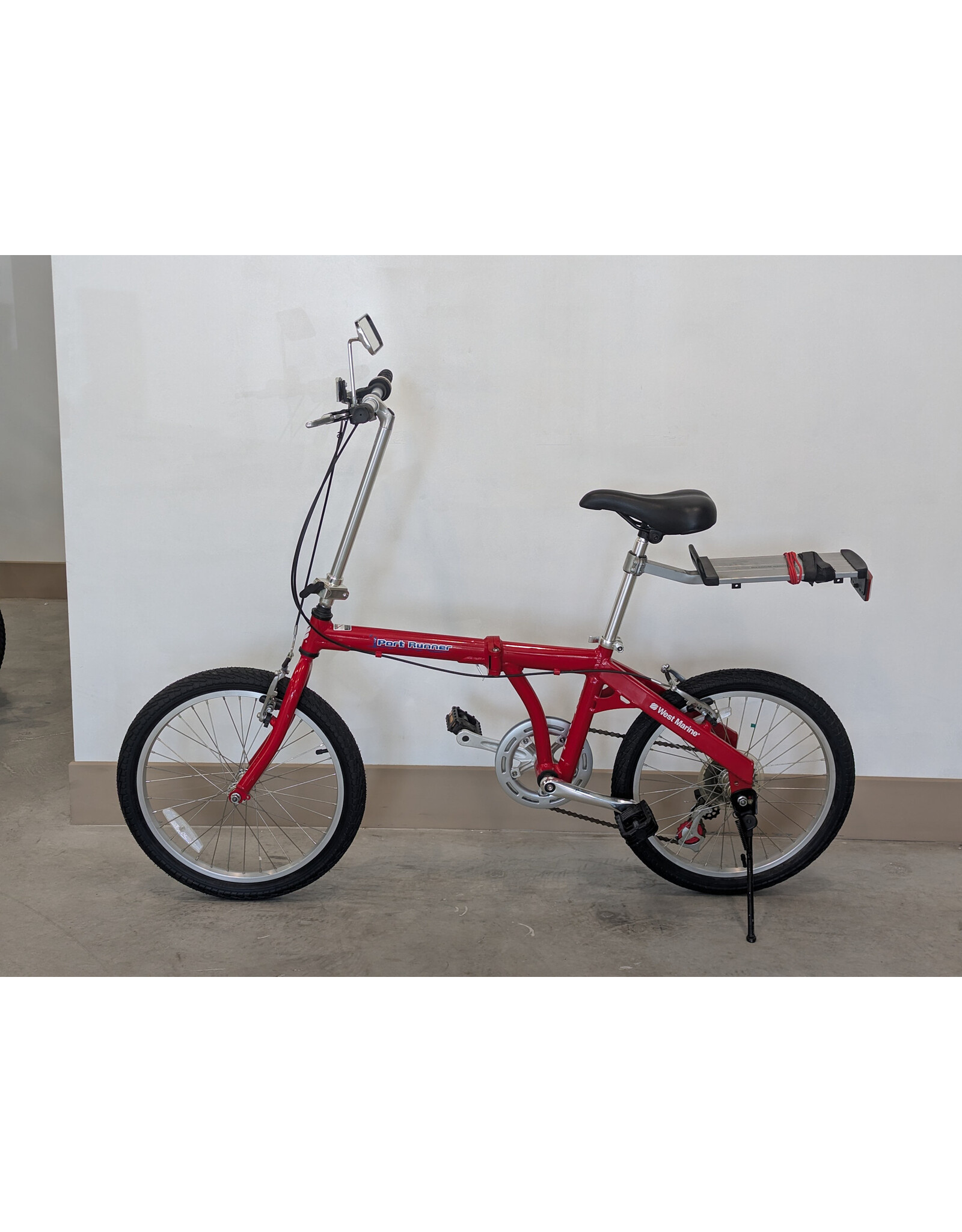 West Marine West Marine Port Runner OS Red