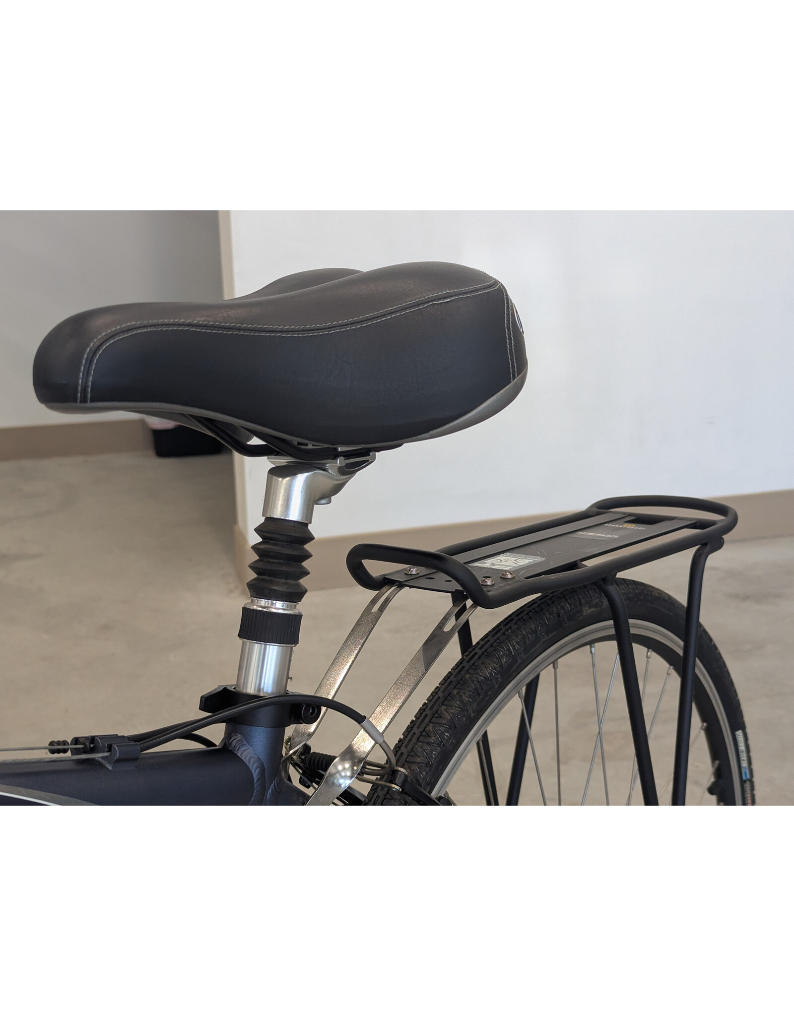 Trek Trek Multitrack 7200 18 Inch Silver and Gray