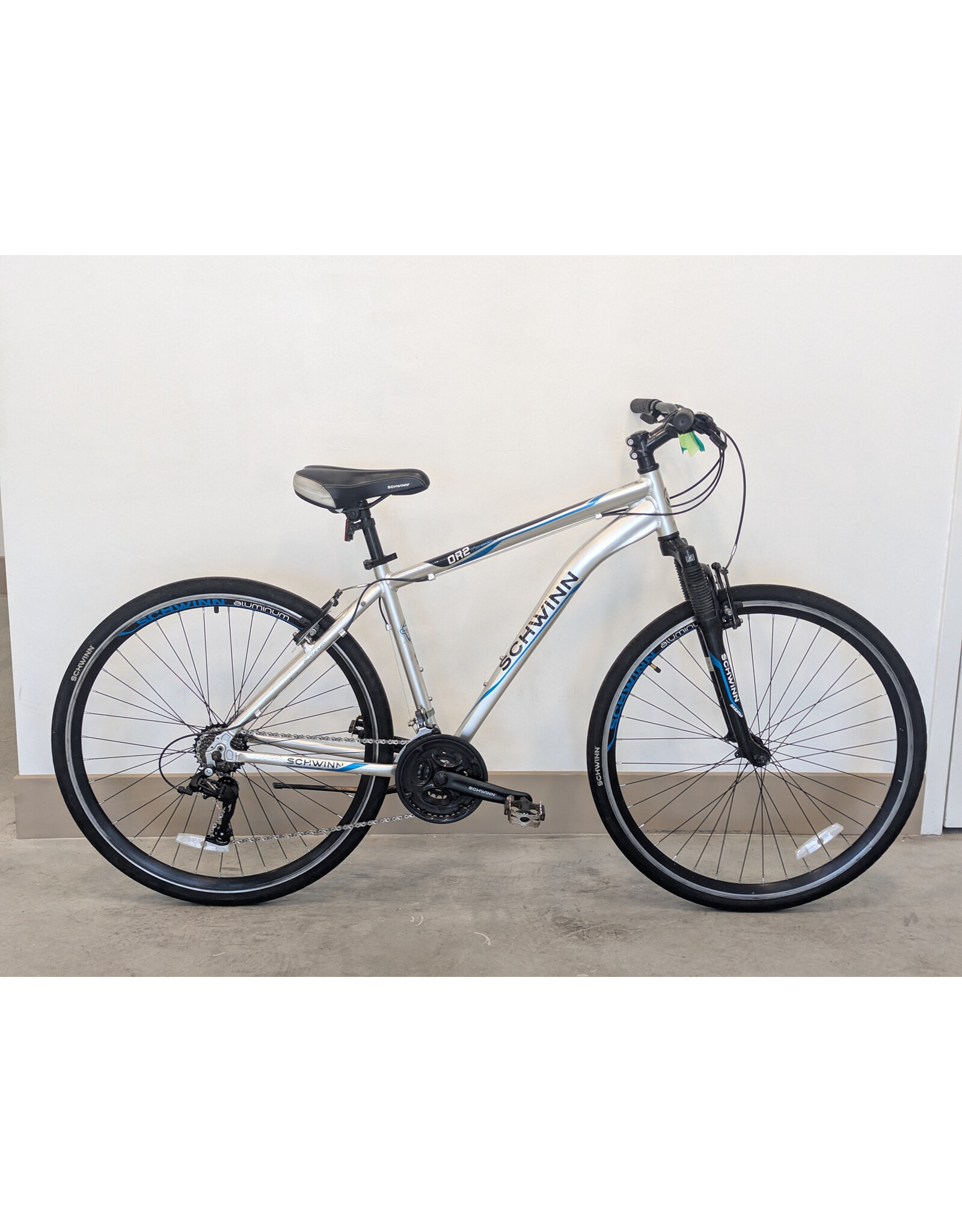 Schwinn Schwinn OR2 Dual Sport 18.5 Inch Silver