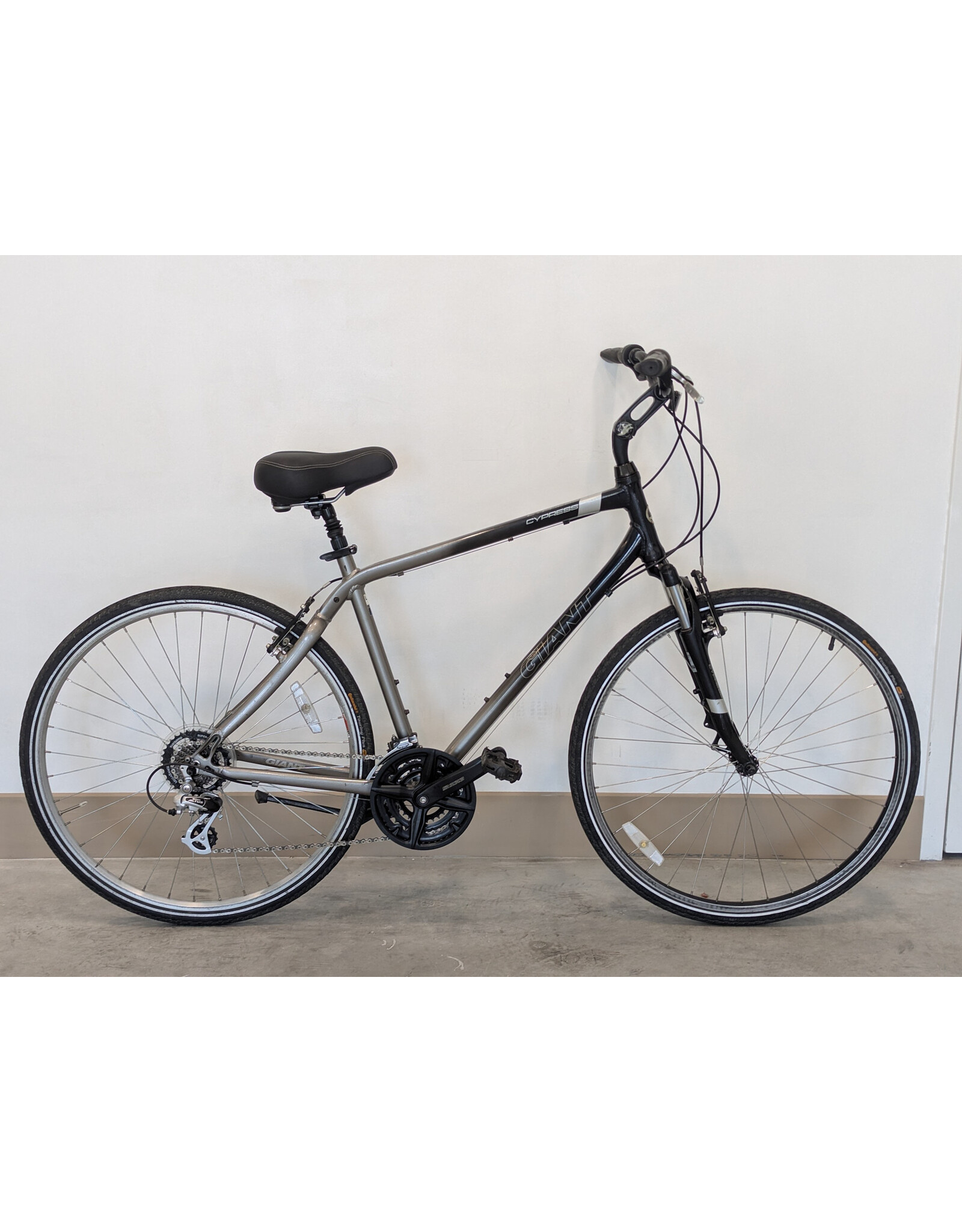 Giant Giant Cypress LG Black-Gray
