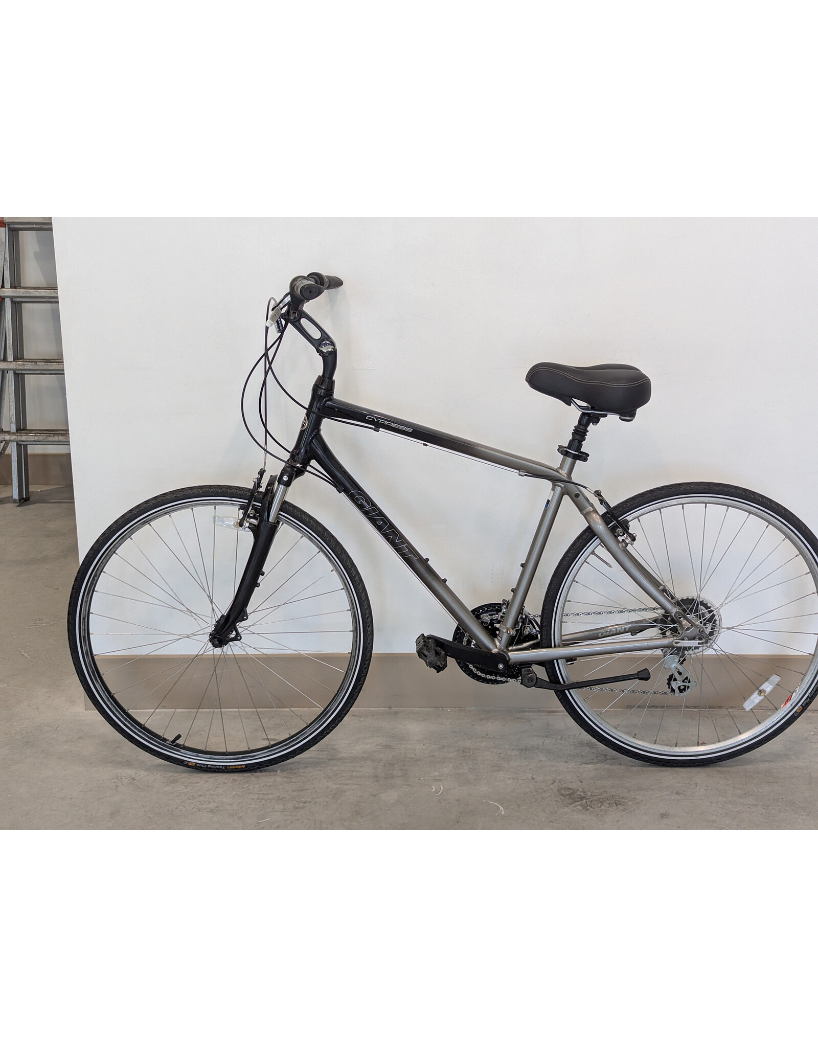Giant Giant Cypress LG Black-Gray