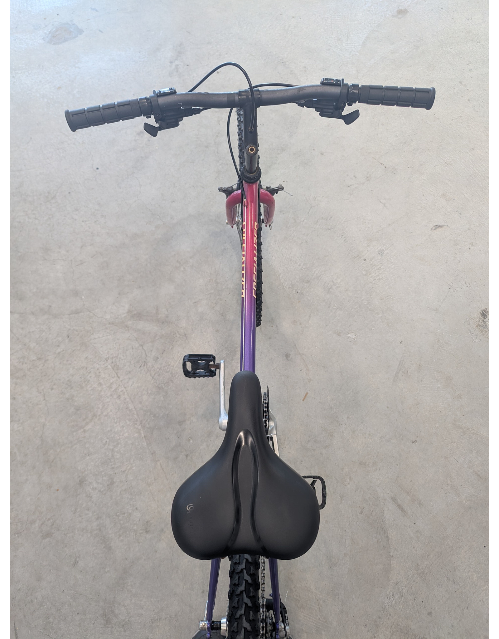 Specialized Specialized HardRock Ultra Vintage Magenta-Purple 17in