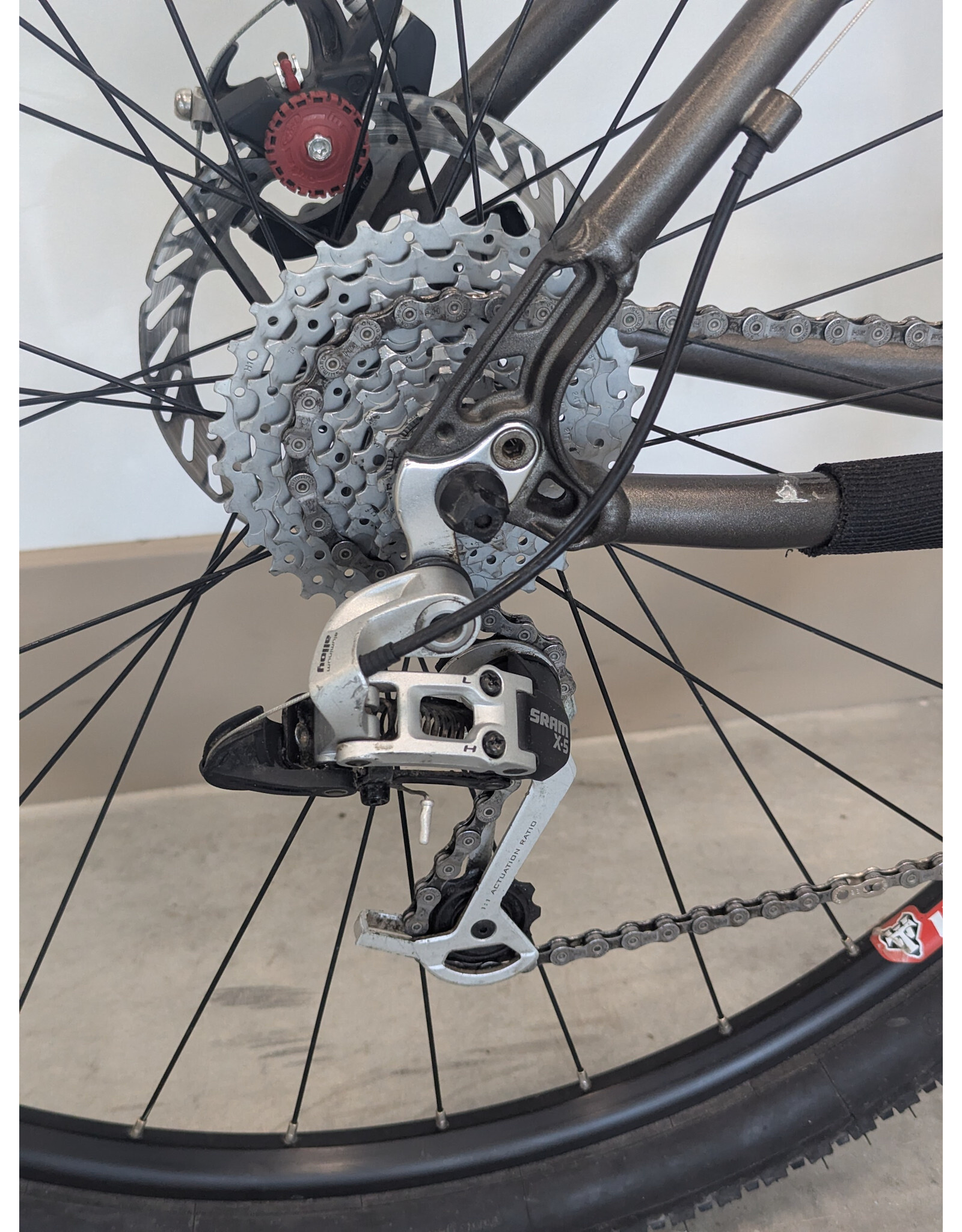 Access Access XCL 9r 21inch  Gray