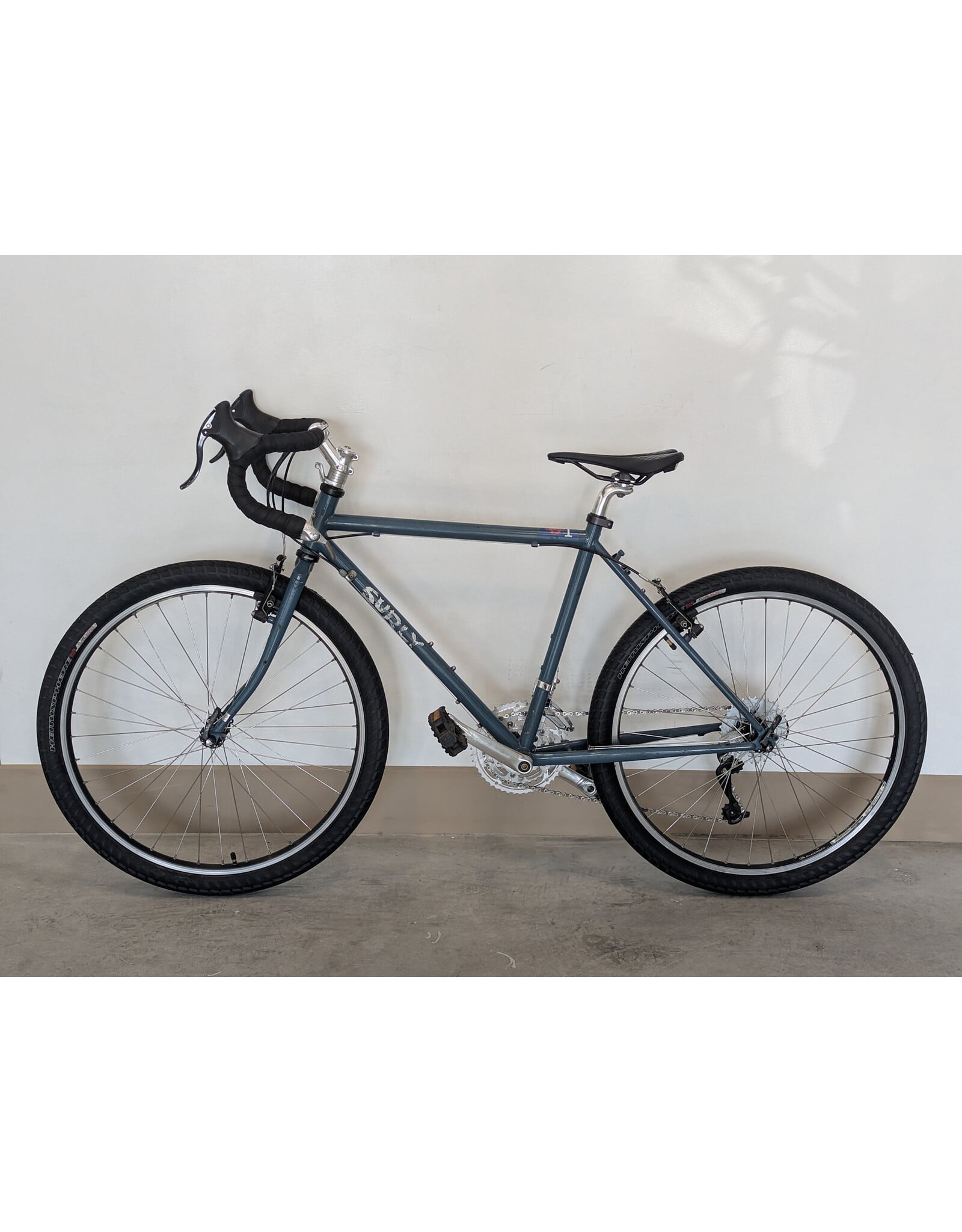 Surly Surly Long Haul Trucker 26 | 46CM Blue