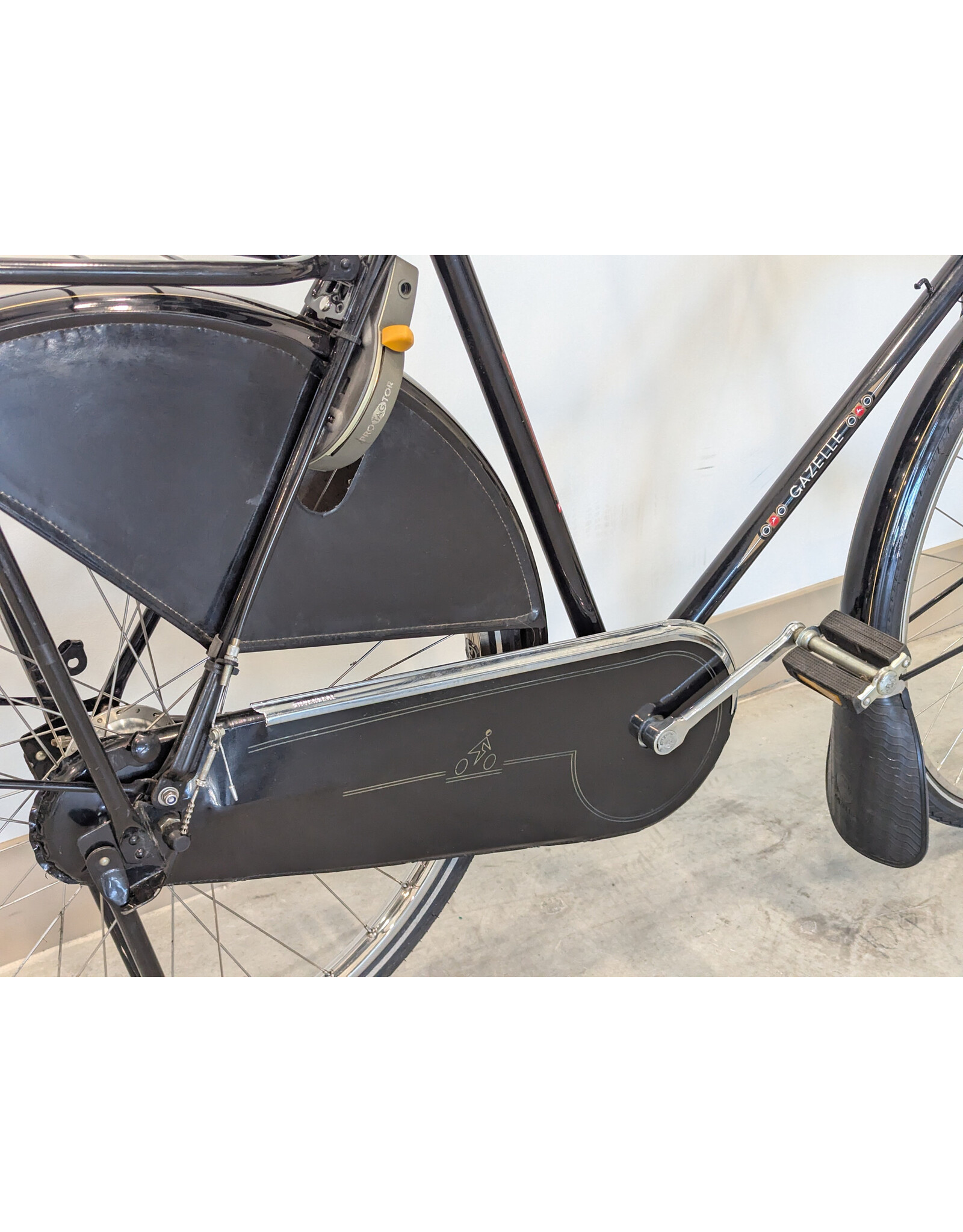 Gazelle Gazelle Tour Populair Diamond Frame Black