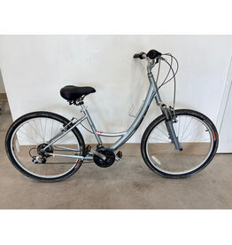 Specialized GLOBE FRM 17"  SOH 17"