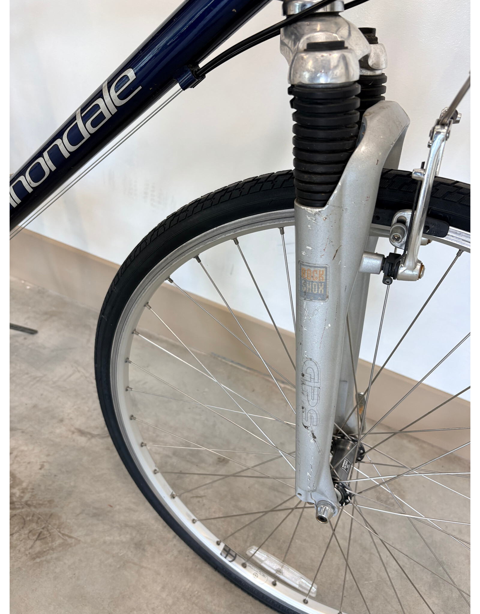 Cannondale Adventure 400  FRM 16"  SOH 28"