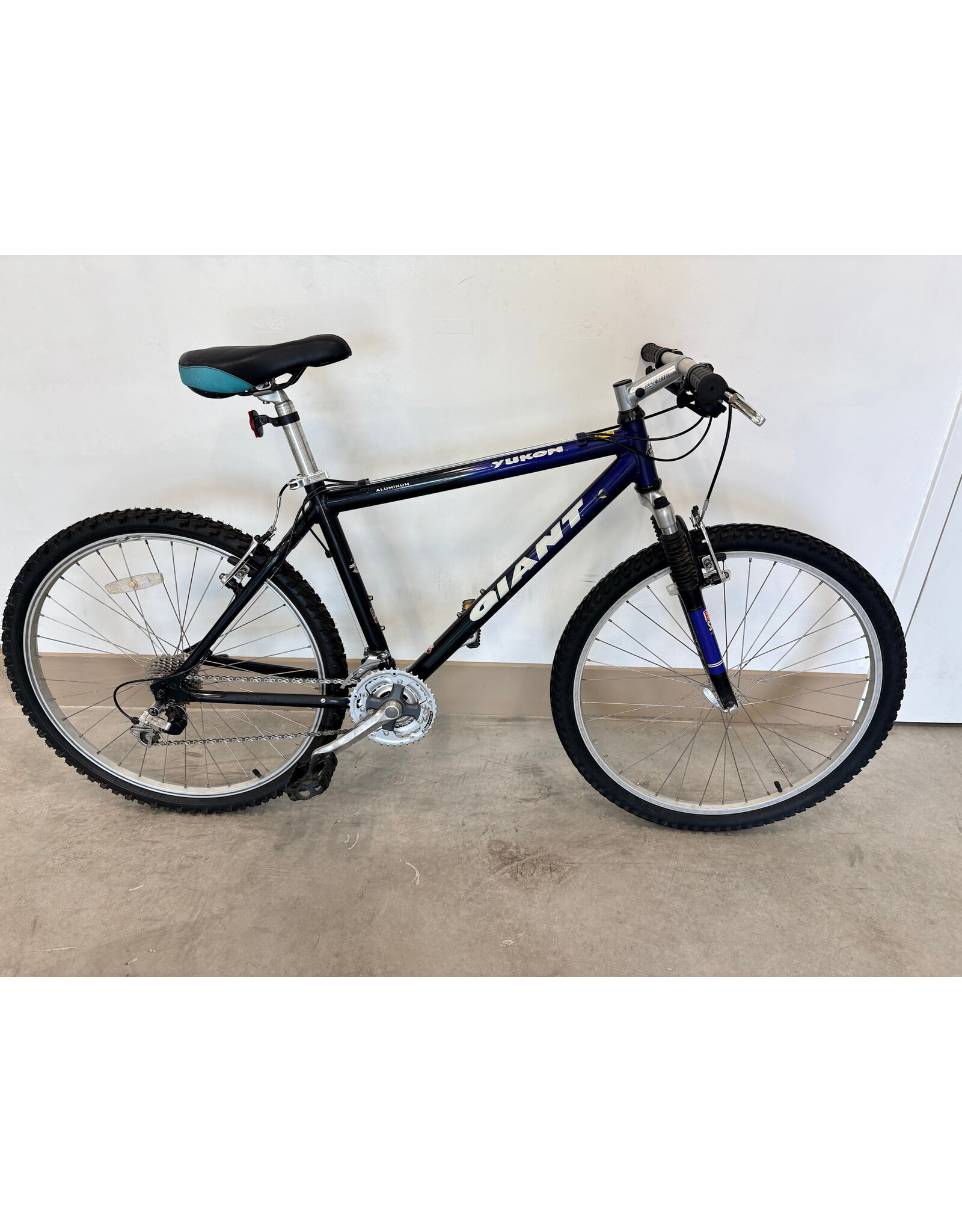 Giant Yukon  FRM 18"  SOH 29"
