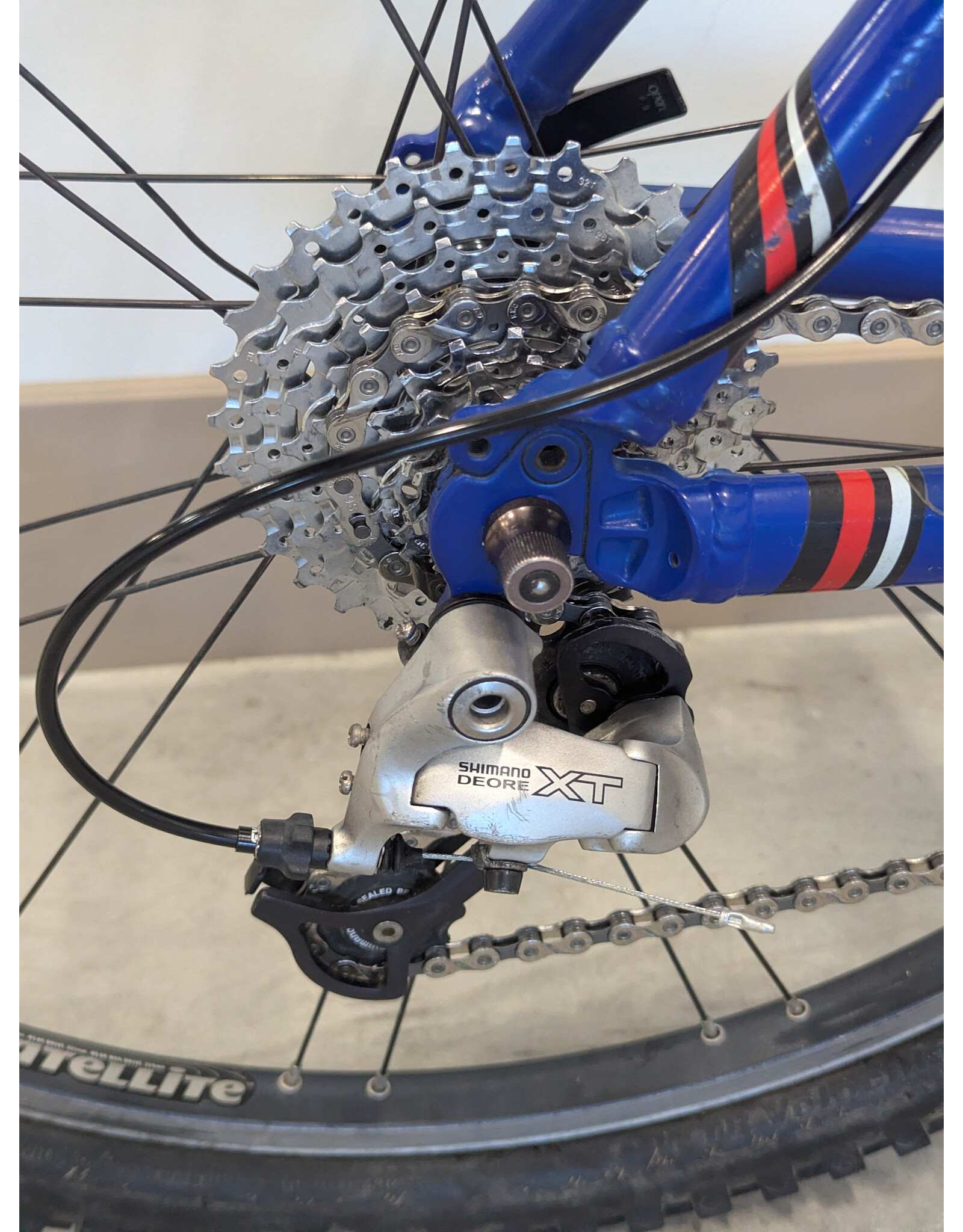 Trek Trek 8000 SLR 19.5 Inch Blue