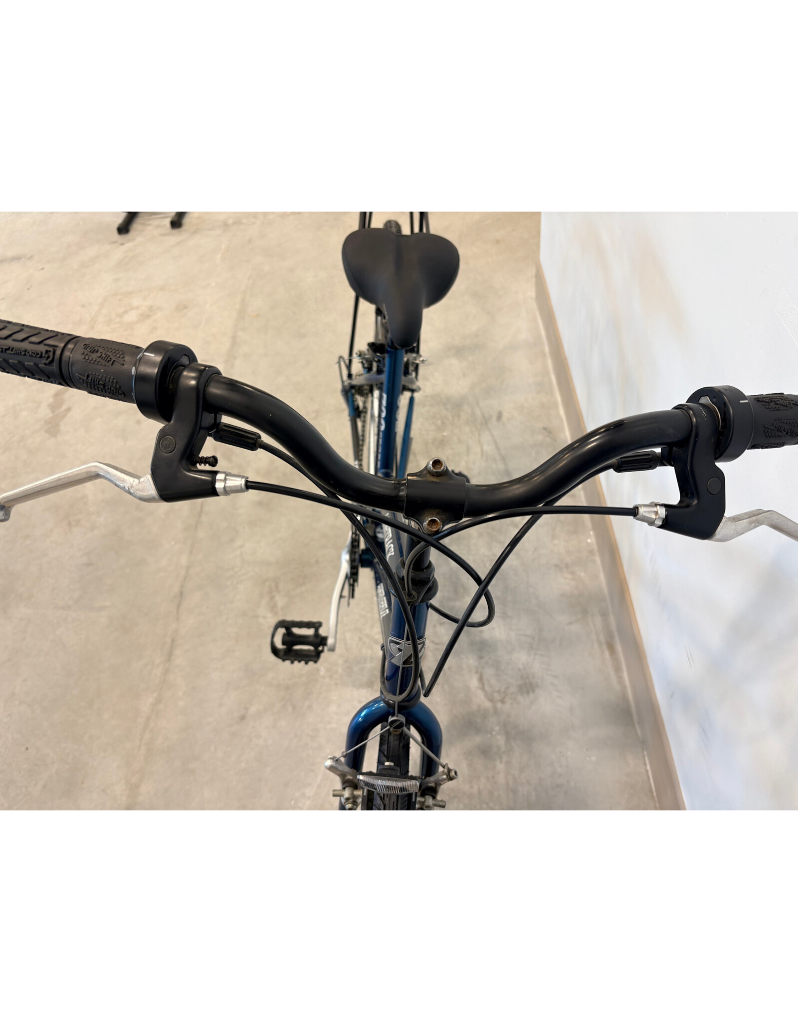 Trek 08679 TREK MultiTRACK 700 Sport  FRM 17  SOH 24