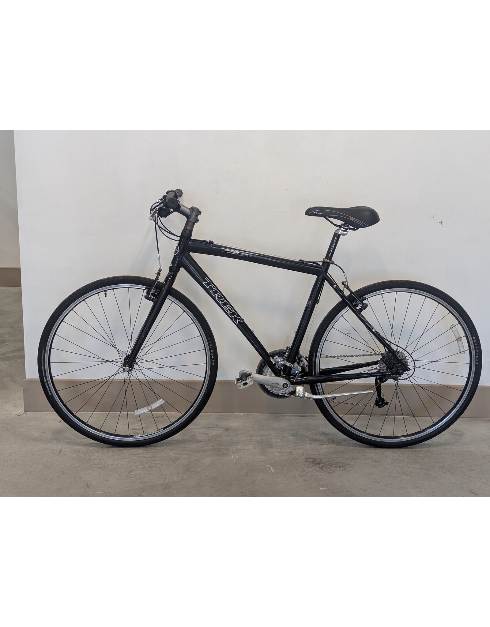 Trek Trek 7.3 FX 20-inch Black