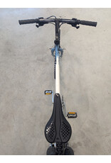 Diamondback DiamondBack Apex 21 inch White