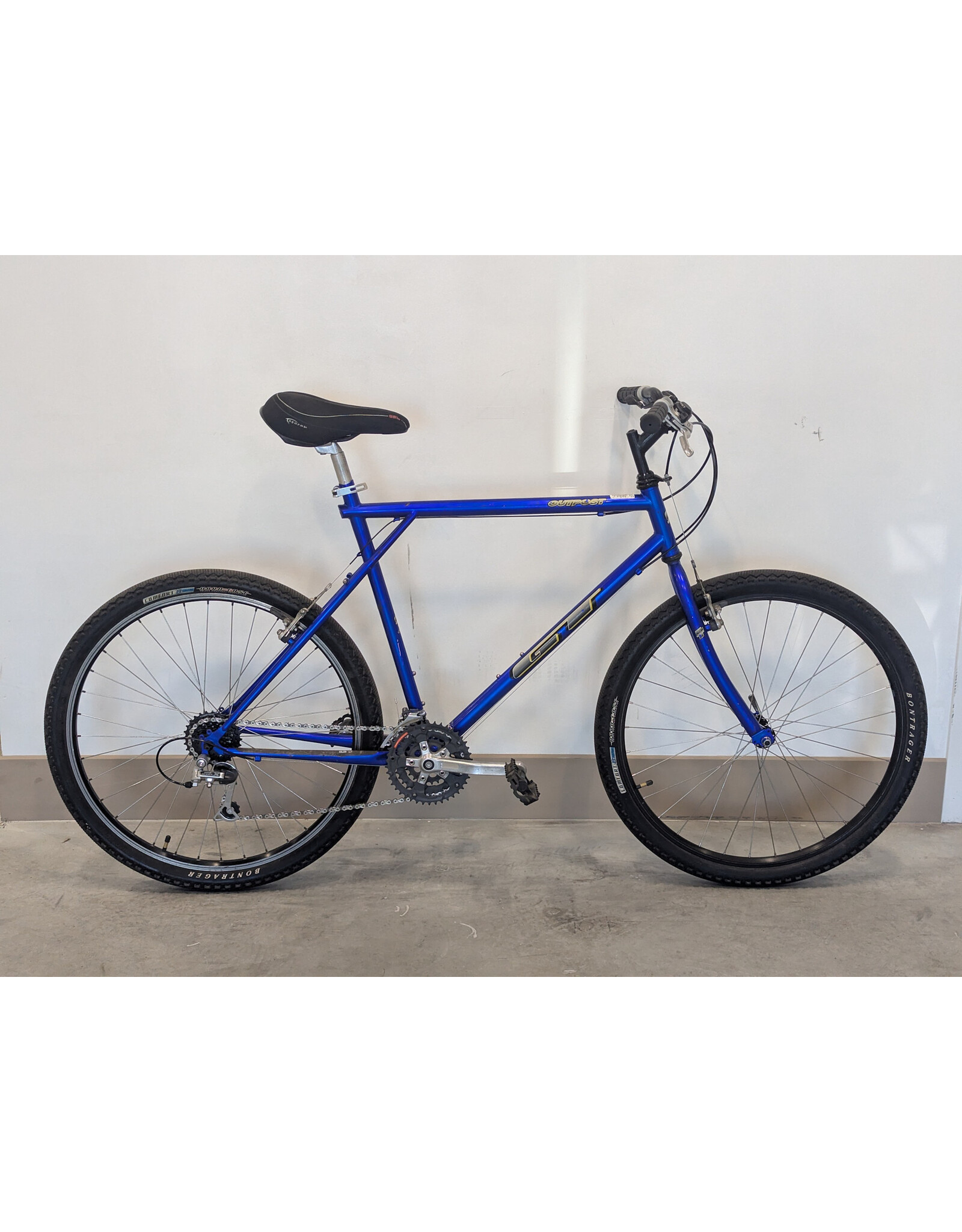 GT GT Outpost 22.5 inch Blue