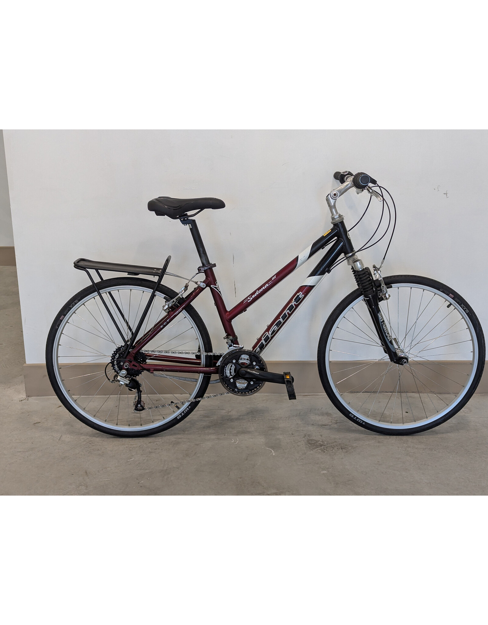 Giant Giant Sedona SE 17 Inch Black-Maroon