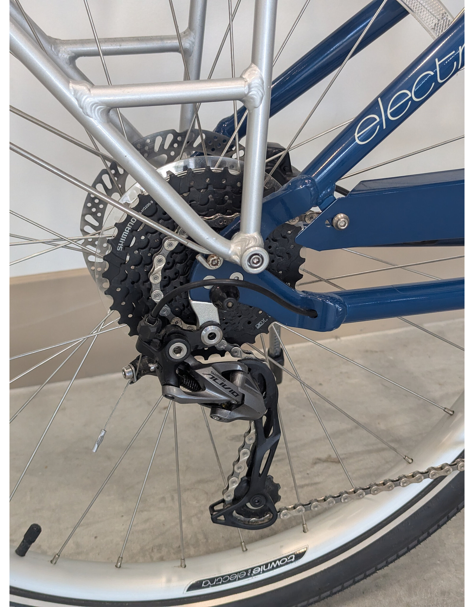 ELECTRA Electra Townie Path 9D EQ Step-Thru Md Dusk
