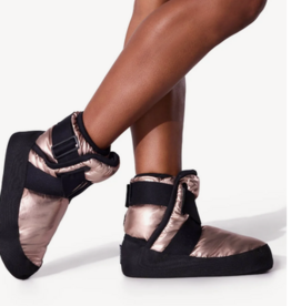 CAPEZIO GLAM WARMUP BOOTIE (WB100F)