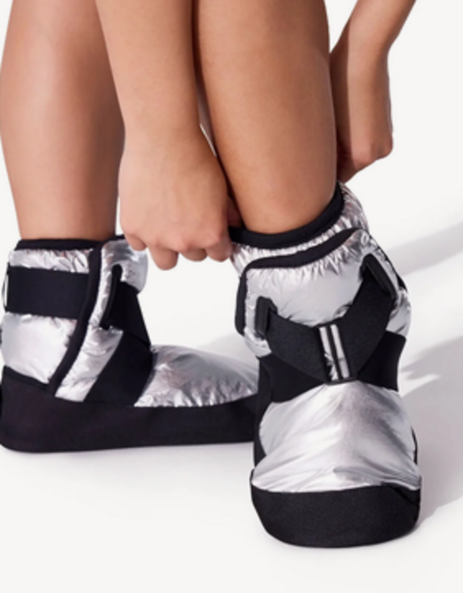 CAPEZIO GLAM WARMUP BOOTIE (WB100F)