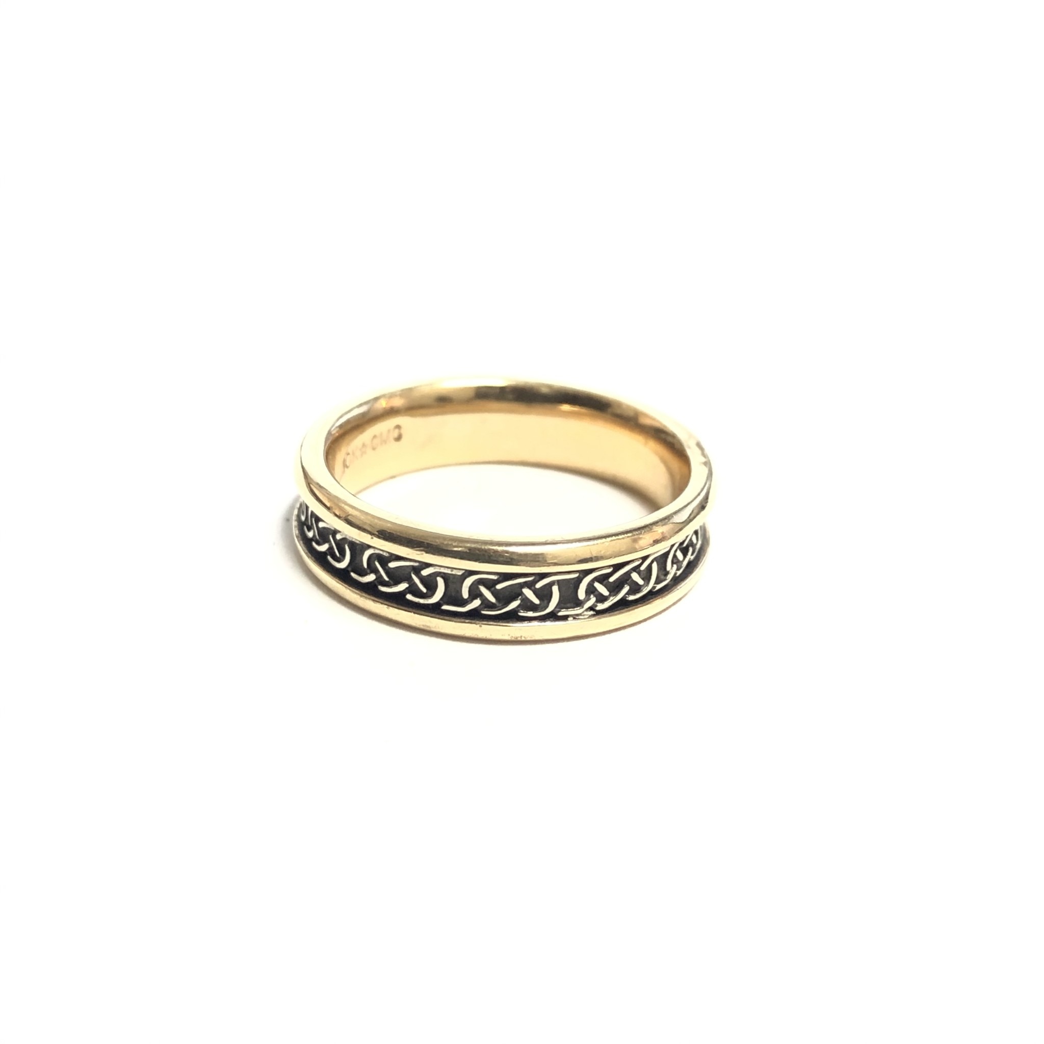ladies celtic wedding rings