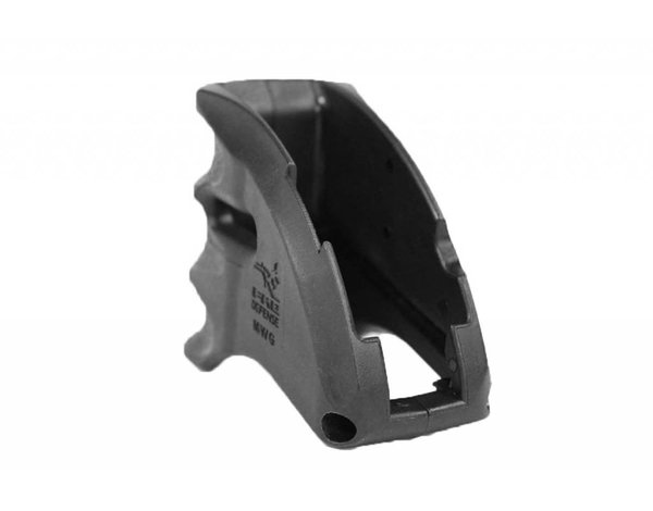 Castellan MWG M4 Magazine Well Grip Black