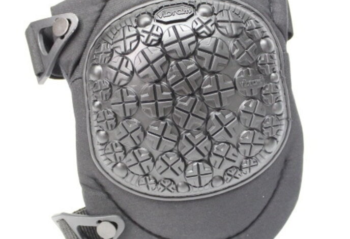 Alta FLEX360 knee pads with Vibram Black