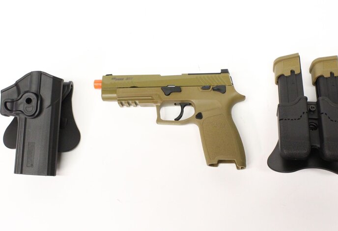 SIG Sauer M17 CO2 Gunfighter package