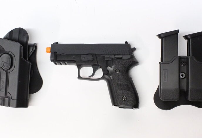 WE F229 Gunfighter package, black