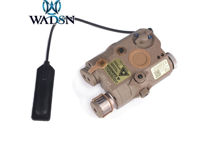 LA-PEQ15 Red Laser / LED Light (175 Lumen ) Aiming Device