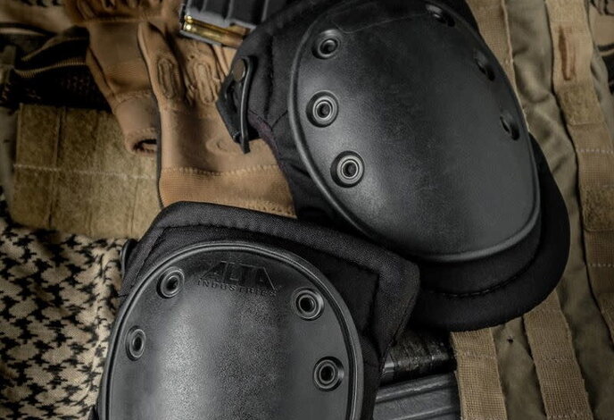 Alta AltaFLEX FLEXIBLE CAP Tactical Knee Pads with AltaLok