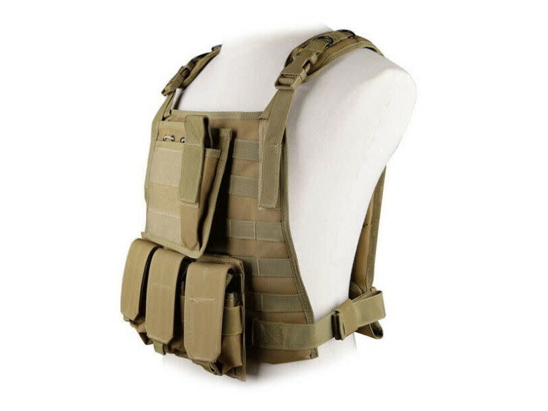WoSport MOLLE Plate Carrier with Triple M4 Magazine Pouch and Admin