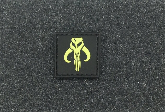 Tactical Outfitters Mandalorian Mythosaur Cat Eye GITD PVC Morale