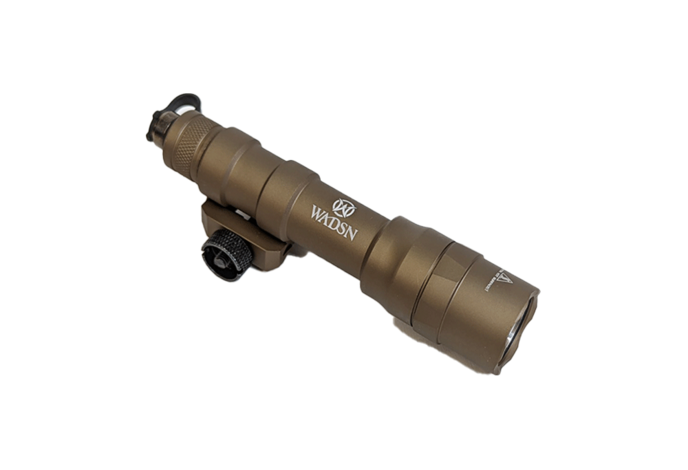 M600DF 1300 Lumen Tactical Rifle Light