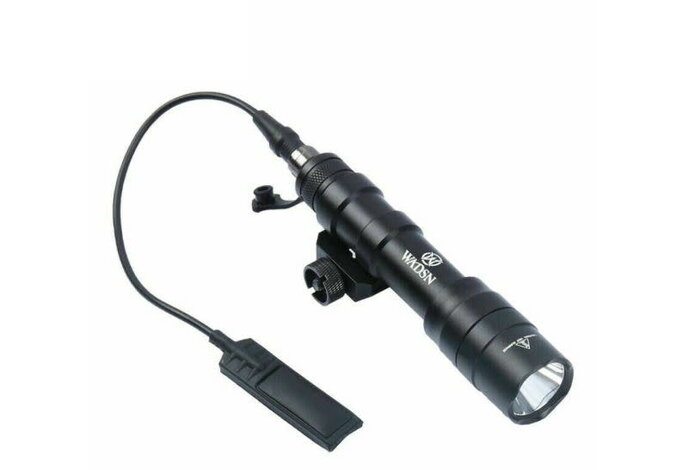 M600DF 1300 Lumen Tactical Rifle Light