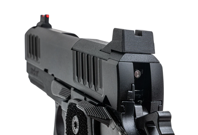 EMG Staccato CS Compact 2011 gas blowback airsoft pistol, master grip ,green gas